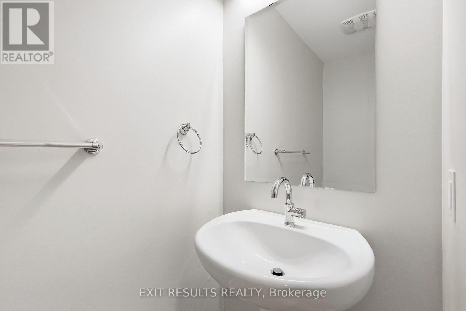 783 Namur Street W, Russell, Ontario  K0A 1W0 - Photo 3 - X13841518