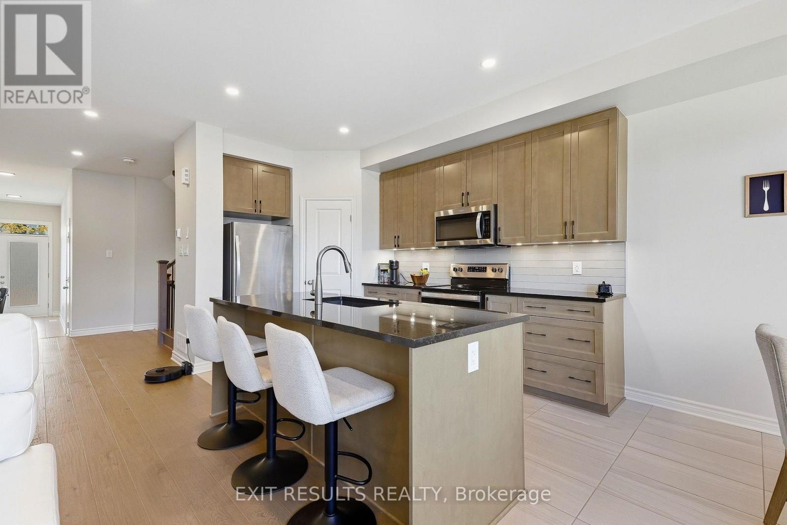 783 Namur Street W, Russell, Ontario  K0A 1W0 - Photo 8 - X13841518