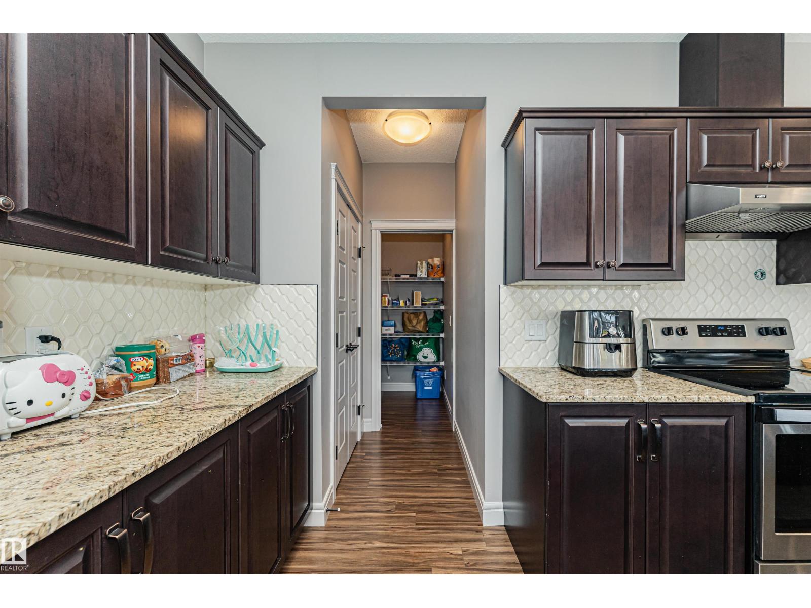 1523 169 ST SW