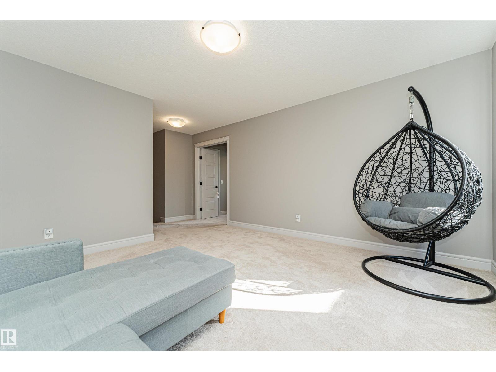 1523 169 ST SW