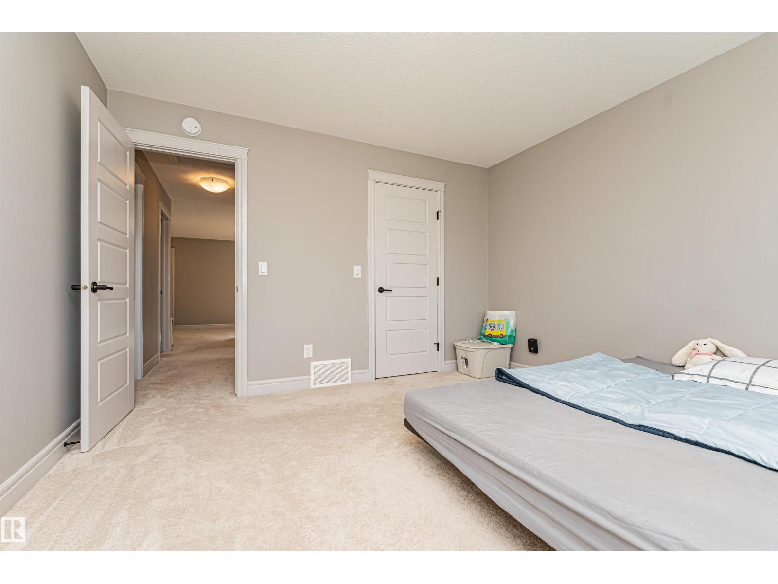 1523 169 ST SW