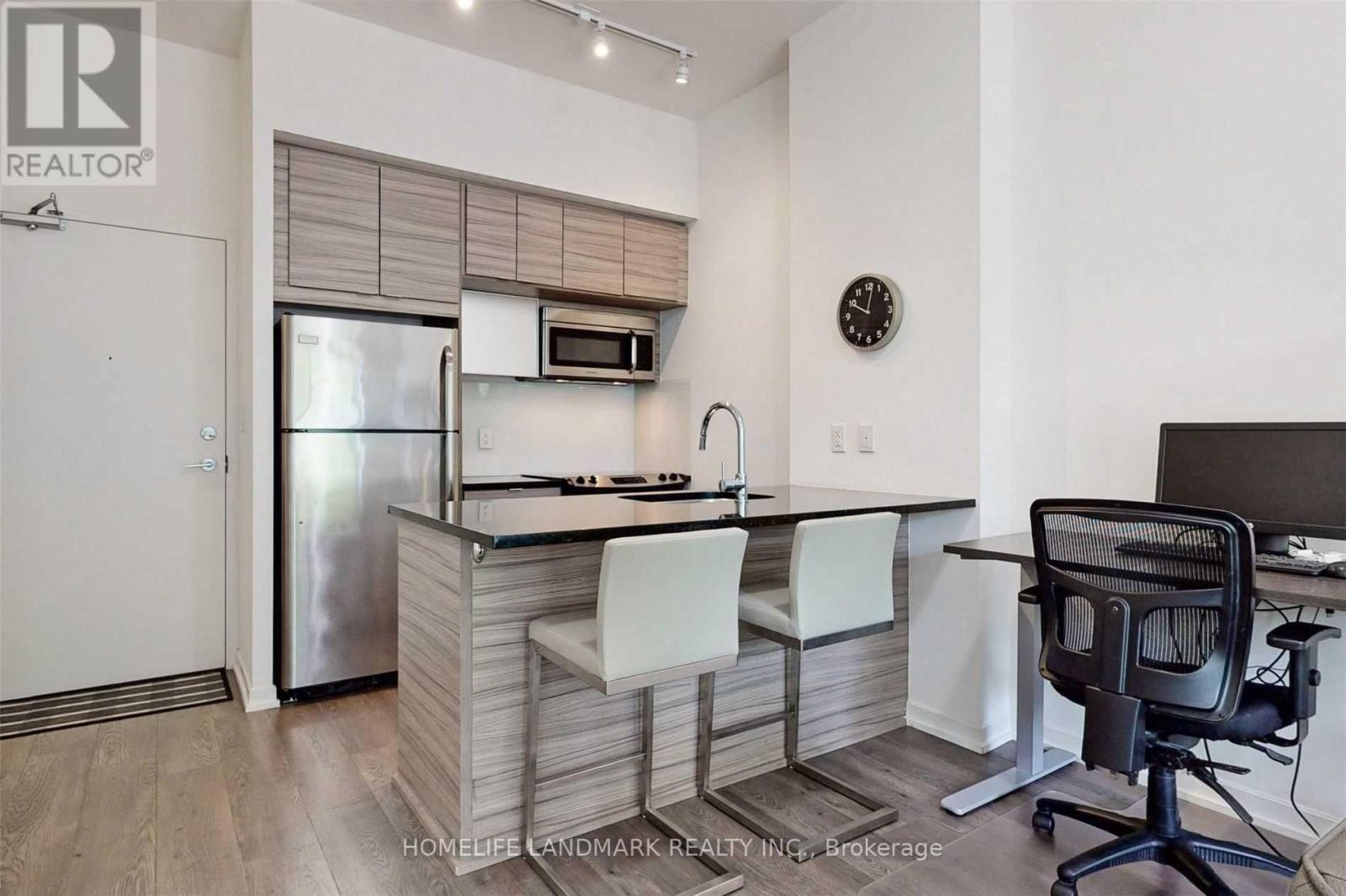 # P05 - 62 Forest Manor Road, Toronto, Ontario  M2J 0B6 - Photo 14 - C13842294