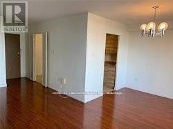 # 811 - 260 Seneca Hill Drive, Toronto, Ontario  M2J 4S6 - Photo 5 - C13842296