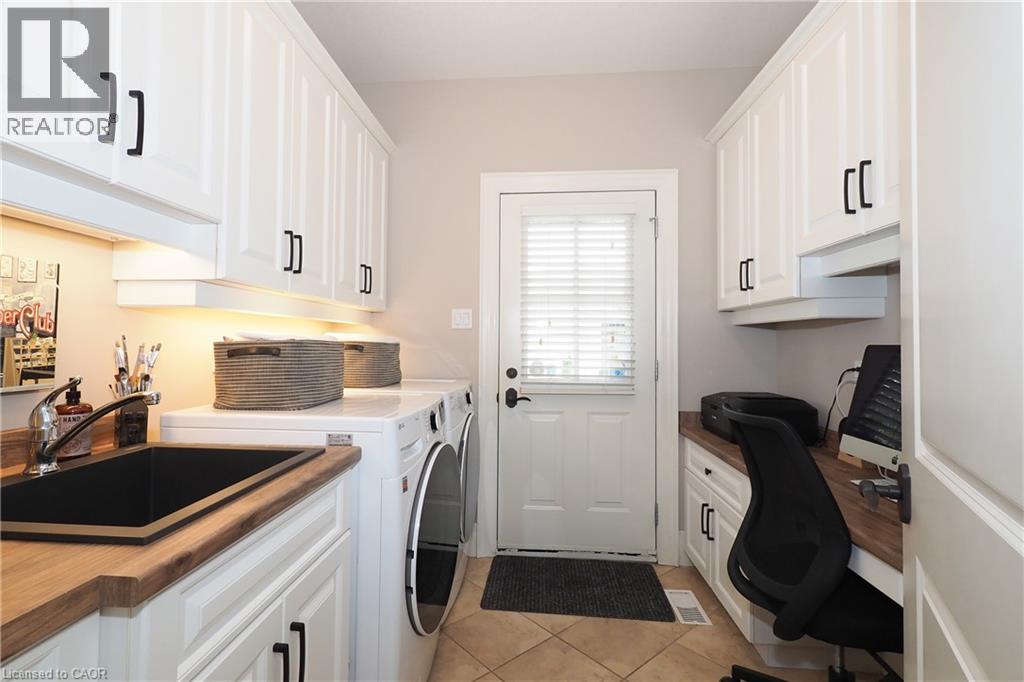 585 Kiwanis Park Drive, Kitchener, Ontario  N2K 3N8 - Photo 26 - 40866238