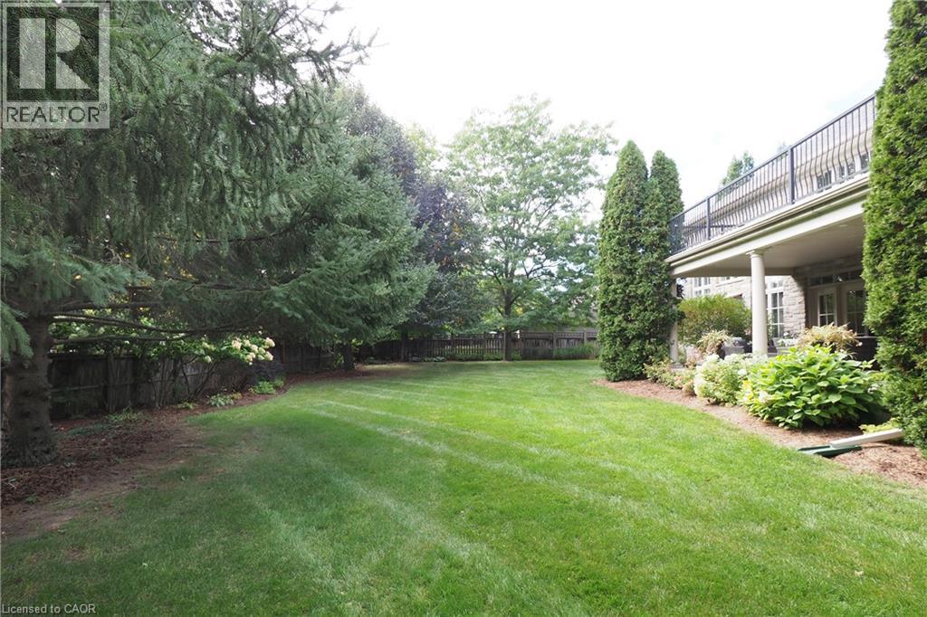 585 Kiwanis Park Drive, Kitchener, Ontario  N2K 3N8 - Photo 40 - 40866238