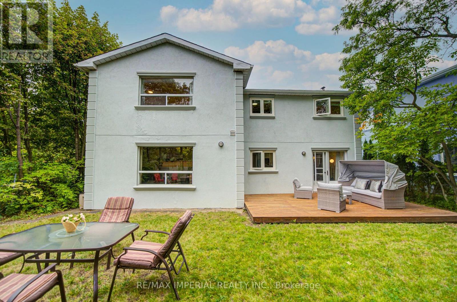 19 Penwick Crescent, Richmond Hill (North Richvale), Ontario  L4C 5B3 - Photo 38 - N13842300