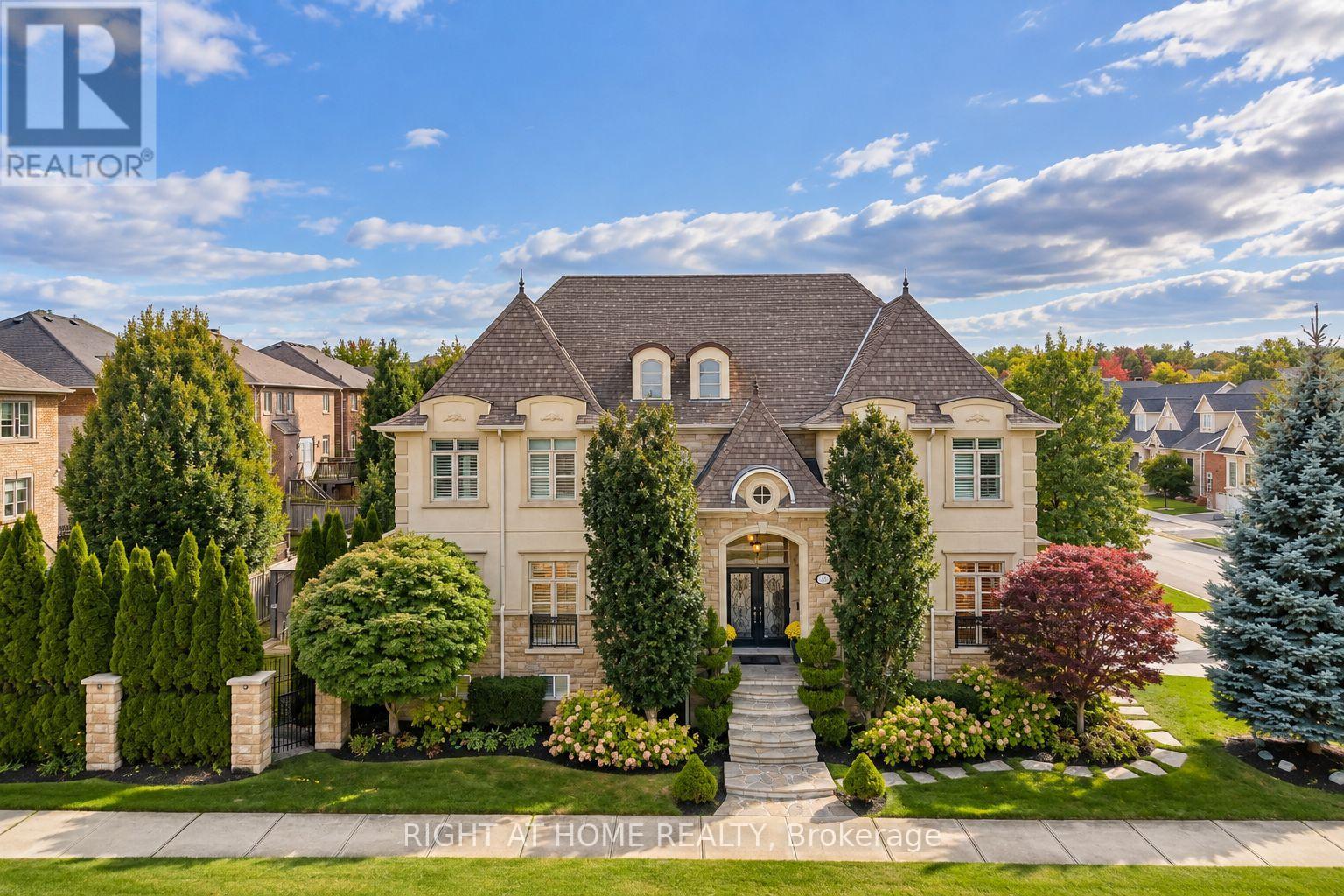 2122 Law Hill Gate, Oakville, Ontario  L6M 0A7 - Photo 1 - W13842218