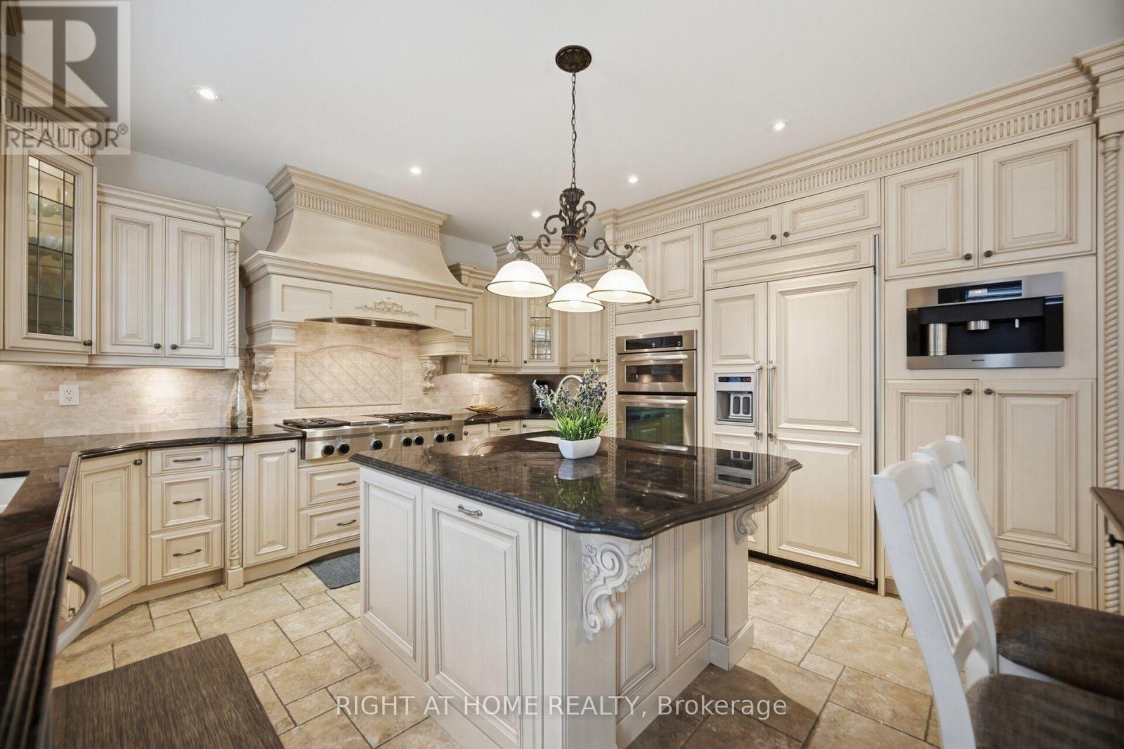 2122 Law Hill Gate, Oakville, Ontario  L6M 0A7 - Photo 18 - W13842218