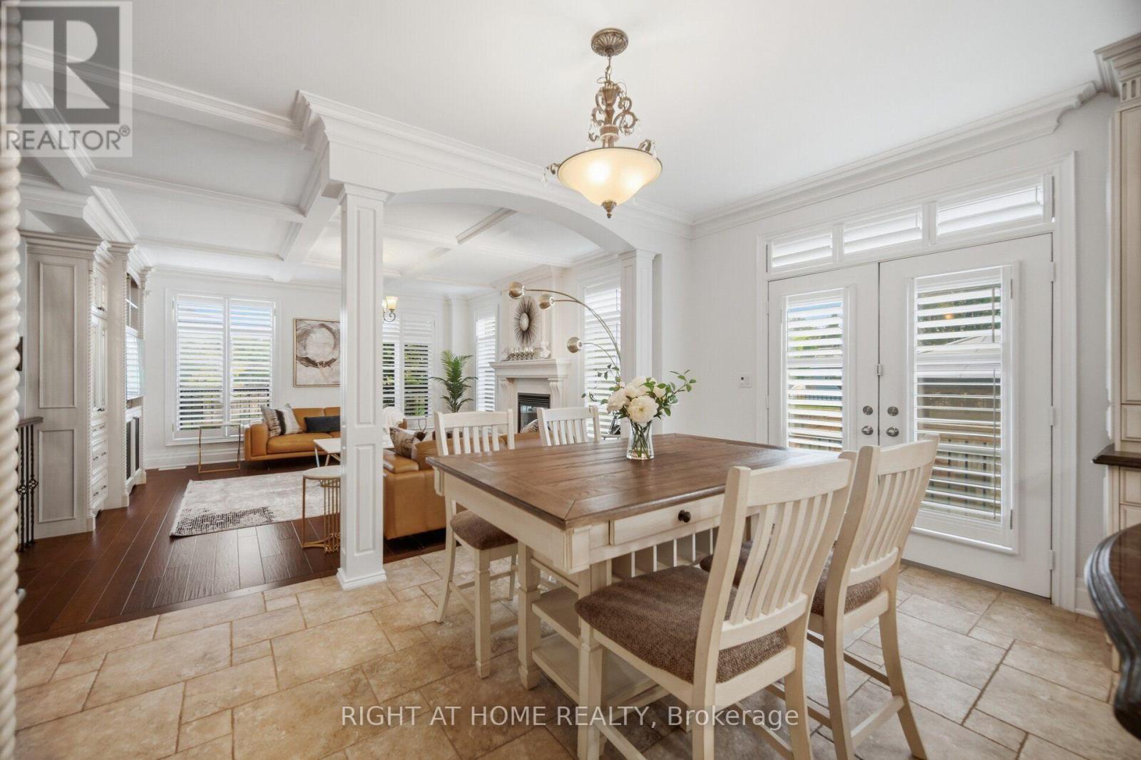 2122 Law Hill Gate, Oakville, Ontario  L6M 0A7 - Photo 19 - W13842218