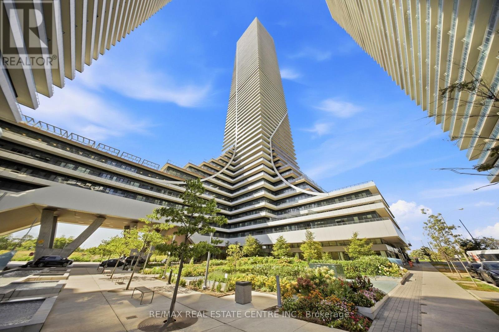 6110 - 30 SHORE BREEZE DRIVE, Toronto, Ontario