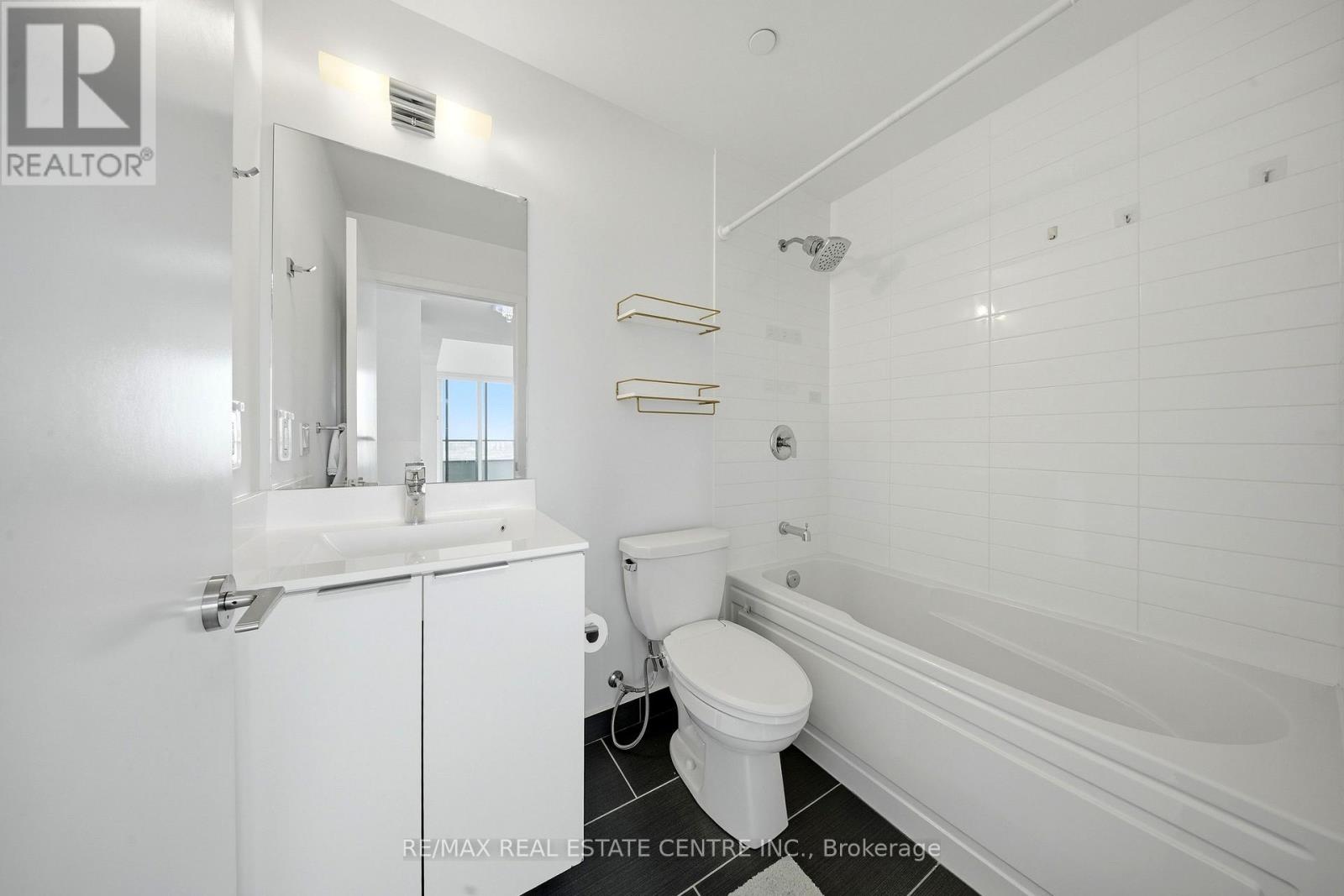 6110 - 30 Shore Breeze Drive, Toronto, Ontario  M8V 0J1 - Photo 8 - W13842234
