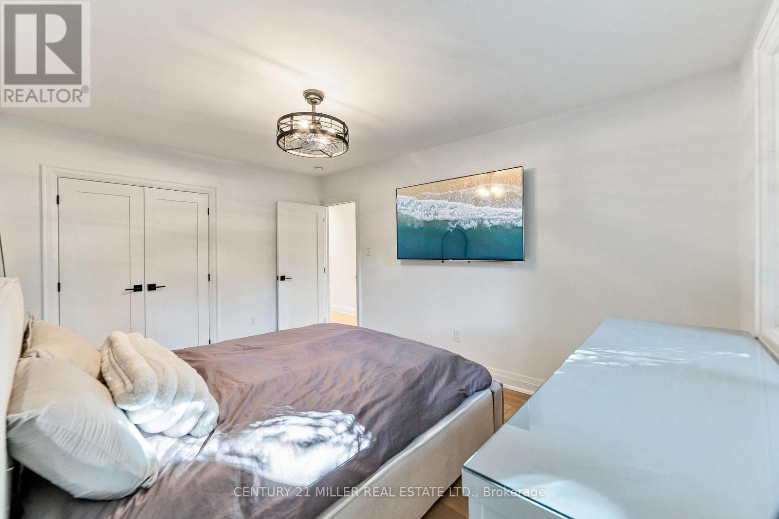 1200 Ingledene Drive, Oakville, Ontario  L6H 2H9 - Photo 19 - W13842240