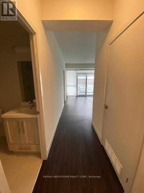608 - 2087 Fairview Street, Burlington, Ontario  L7R 0E5 - Photo 6 - W13842278