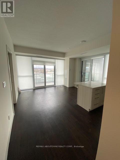 608 - 2087 Fairview Street, Burlington, Ontario  L7R 0E5 - Photo 7 - W13842278