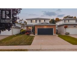 211 EASTFOREST TRAIL, Kitchener, Ontario