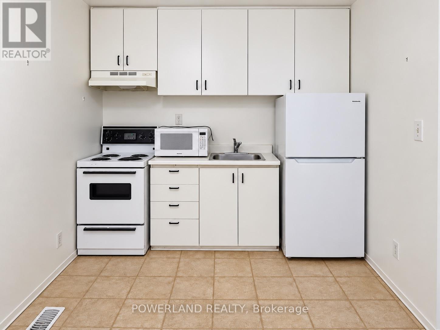 APT #1 - 202 PROSPECT STREET