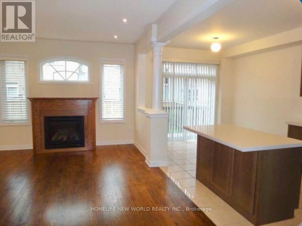 92 Betony Drive, Richmond Hill, Ontario  L4E 0P5 - Photo 7 - N13842186