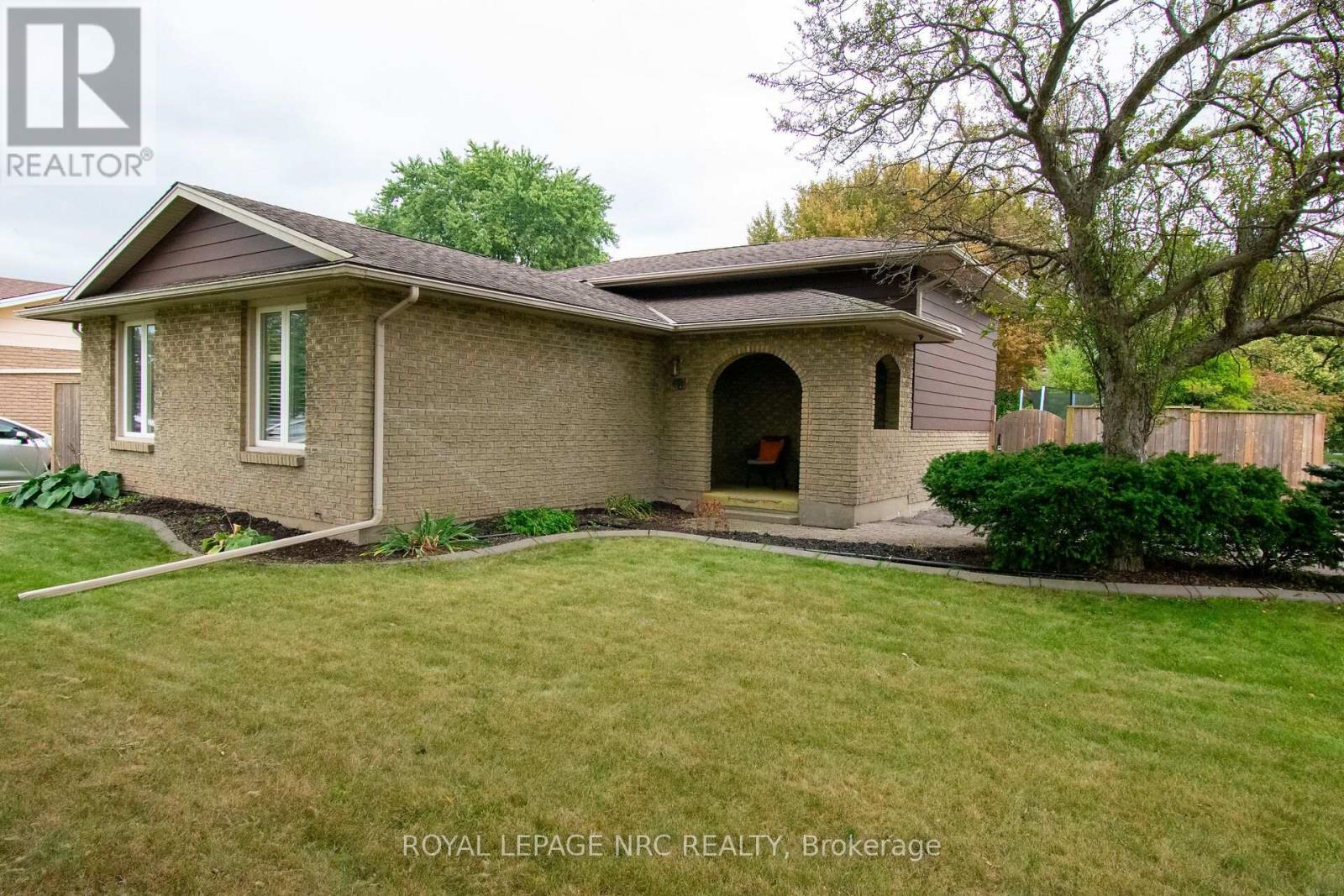 46 TRELAWN PARKWAY, Welland, Ontario