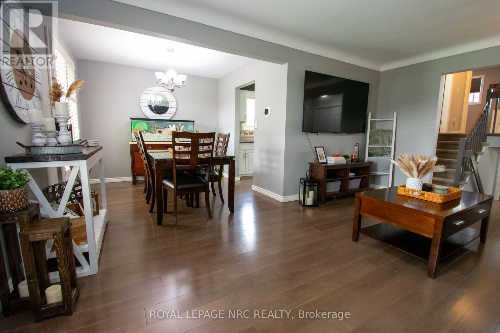 46 Trelawn Parkway, Welland, Ontario  L3C 1W5 - Photo 9 - X13842316