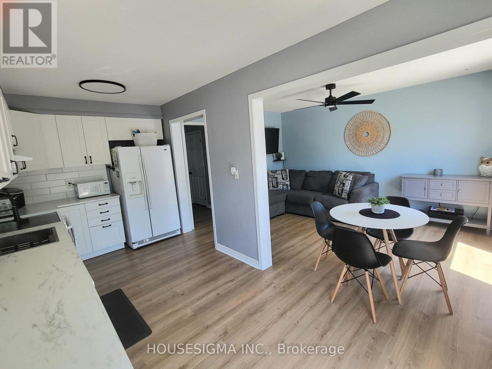 58 Lookout Street, Essa (Angus), Ontario  L0M 1B4 - Photo 5 - N13842306