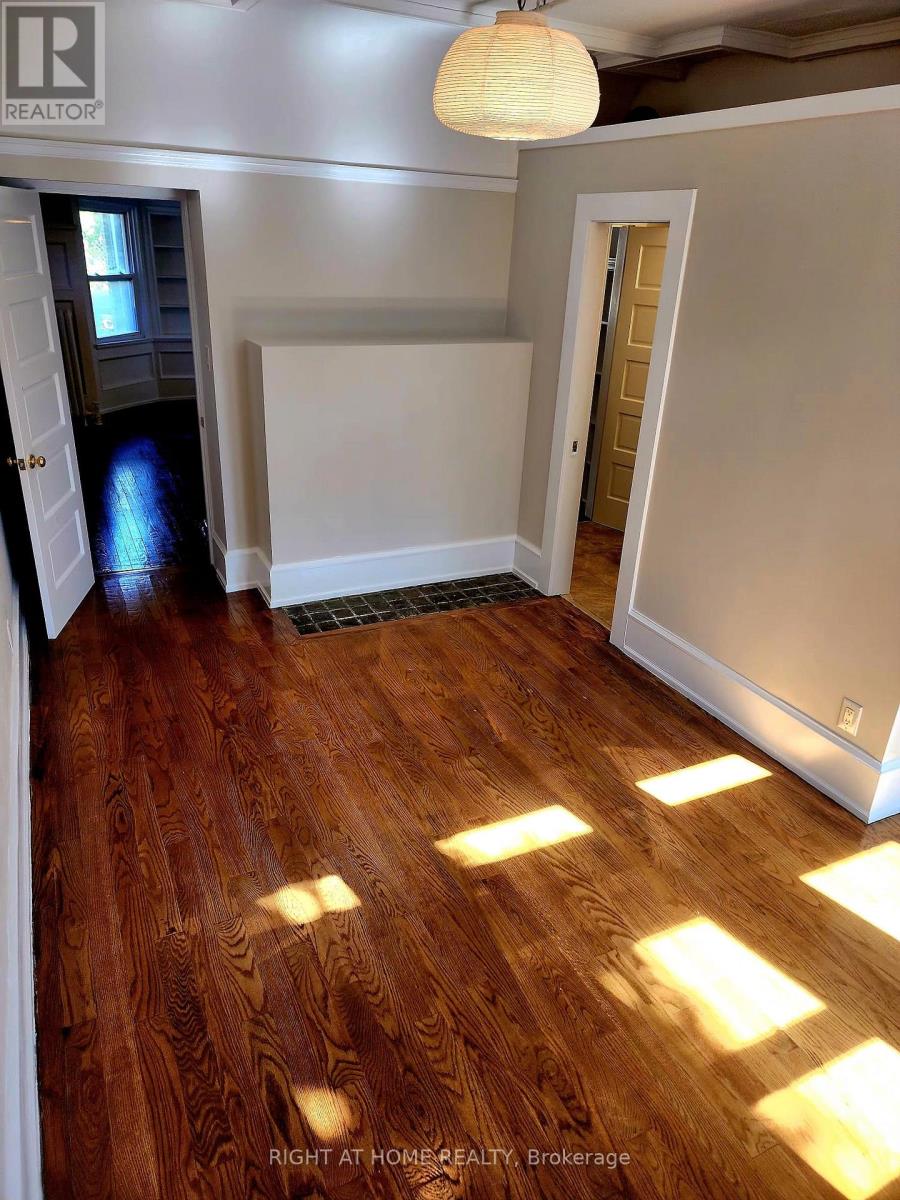 Unit 2 - 32 High Park Boulevard N, Toronto, Ontario  M6R 1M7 - Photo 8 - W13842342