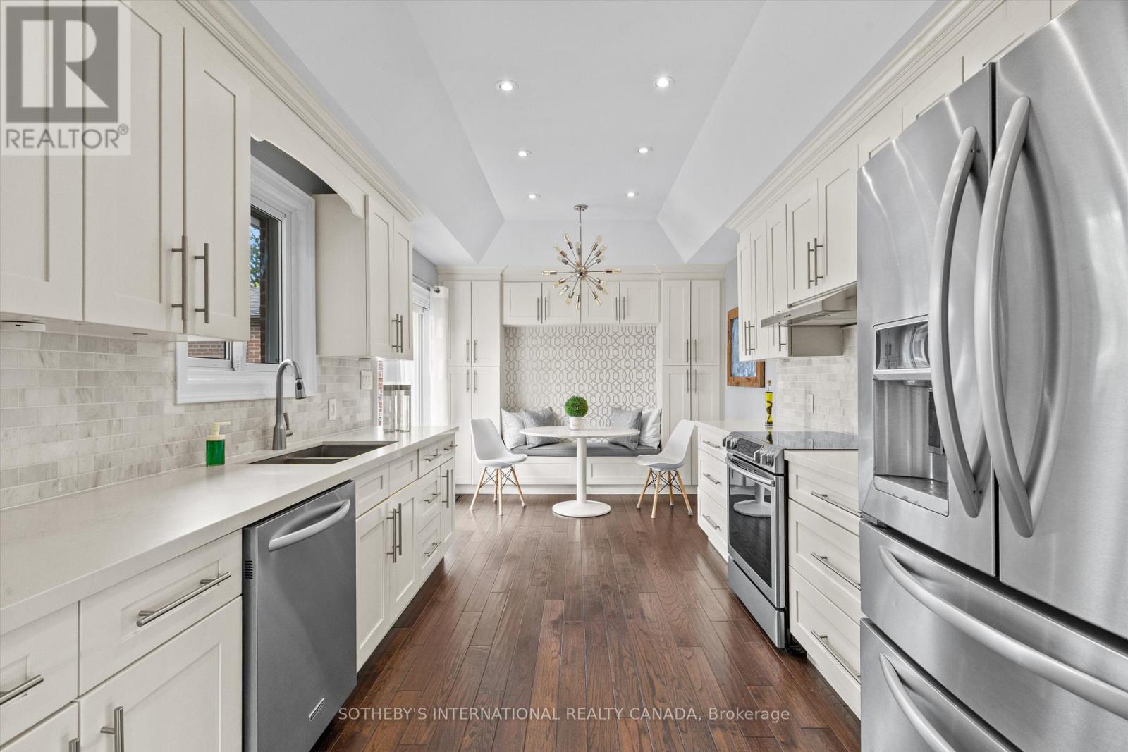 29 Woodbank Road, Toronto, Ontario  M9B 5C3 - Photo 11 - W13842346