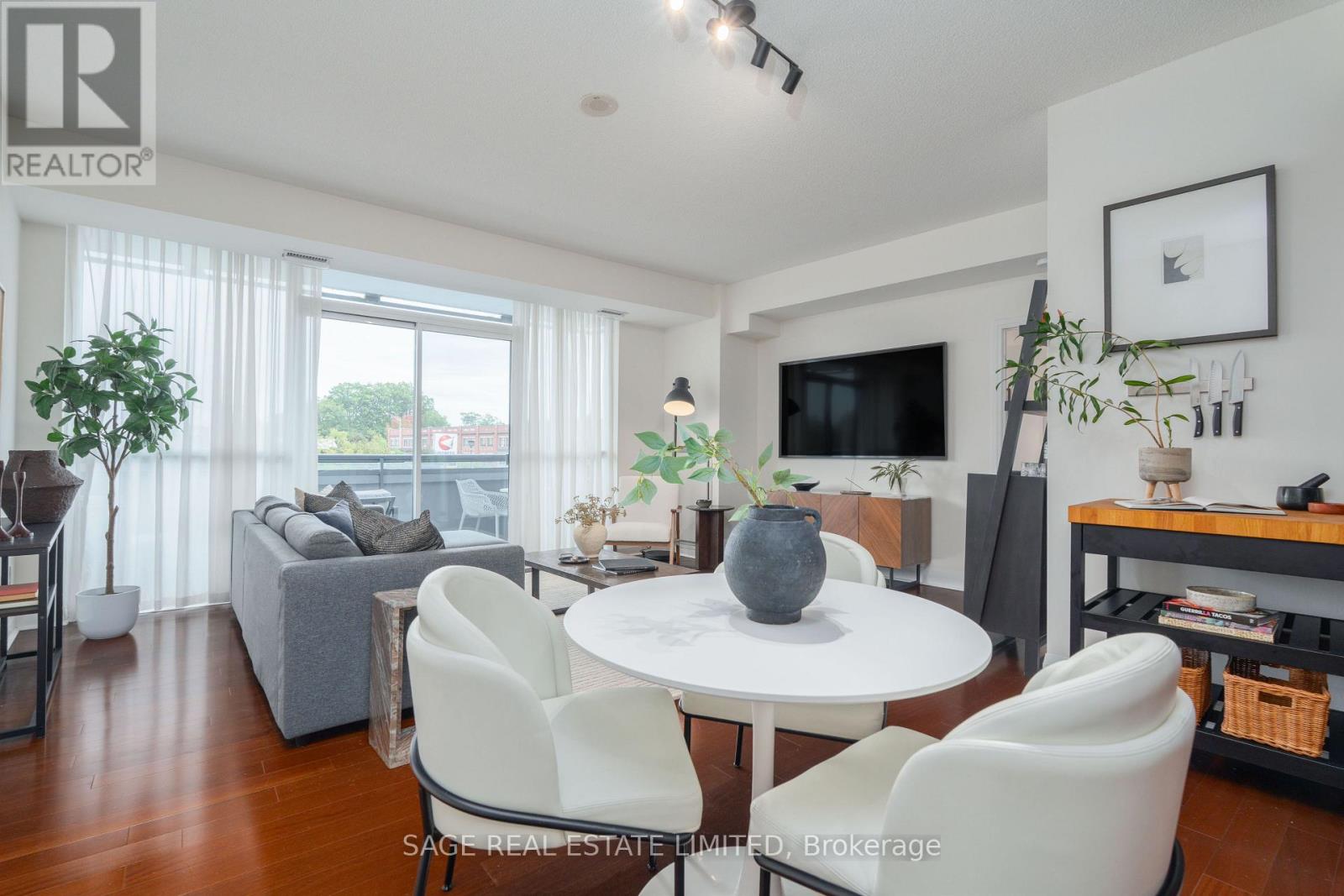 202 - 1 Hurontario Street, Mississauga, Ontario  L5G 0A3 - Photo 4 - W13842348