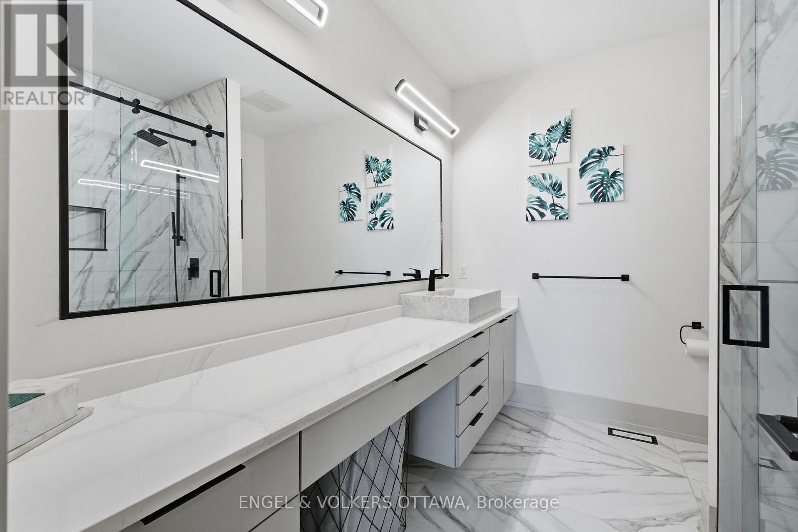 1057 Green Jacket Crescent, Ottawa, Ontario  K4P 0G6 - Photo 35 - X13840300