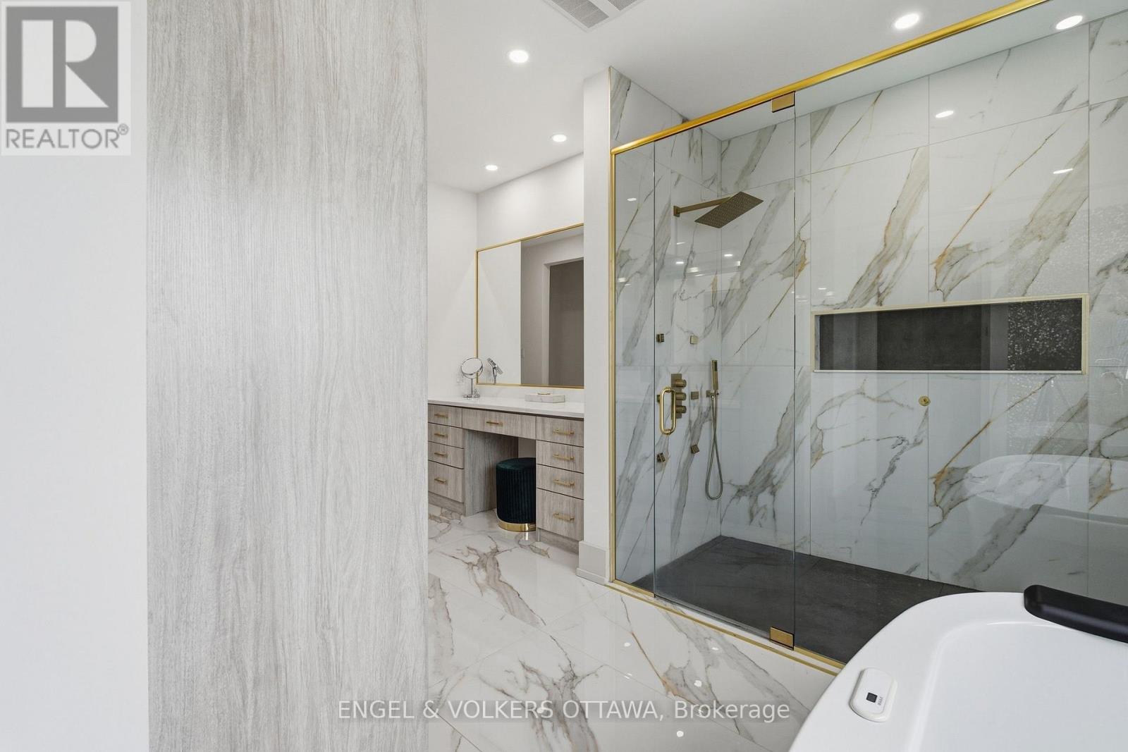 1057 Green Jacket Crescent, Ottawa, Ontario  K4P 0G6 - Photo 38 - X13840300