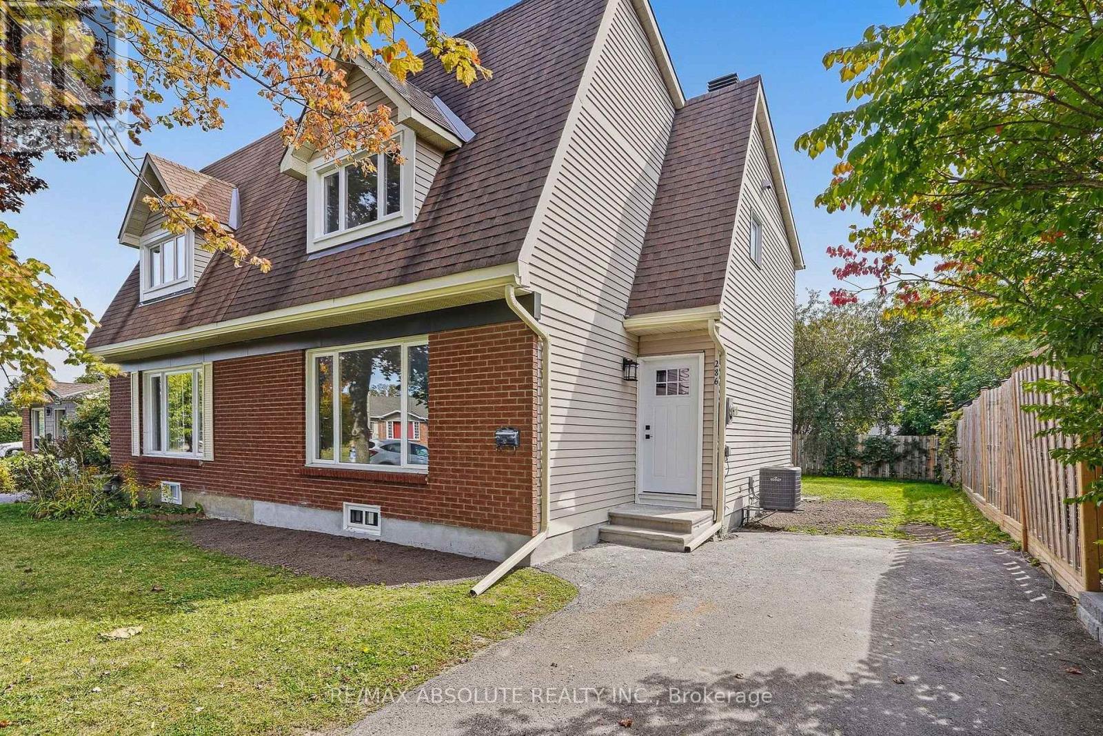 286 Mockingbird Drive, Ottawa, Ontario K1E 2A5 - Photo 1 - X13842380
