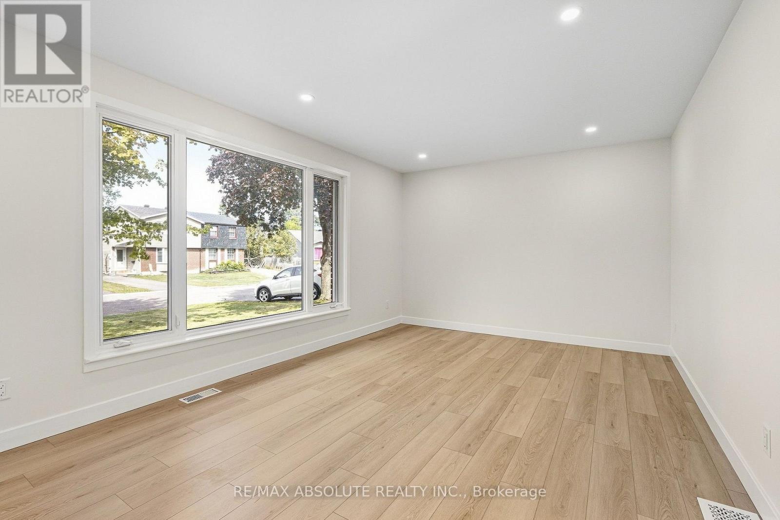 286 Mockingbird Drive, Ottawa, Ontario K1E 2A5 - Photo 11 - X13842380