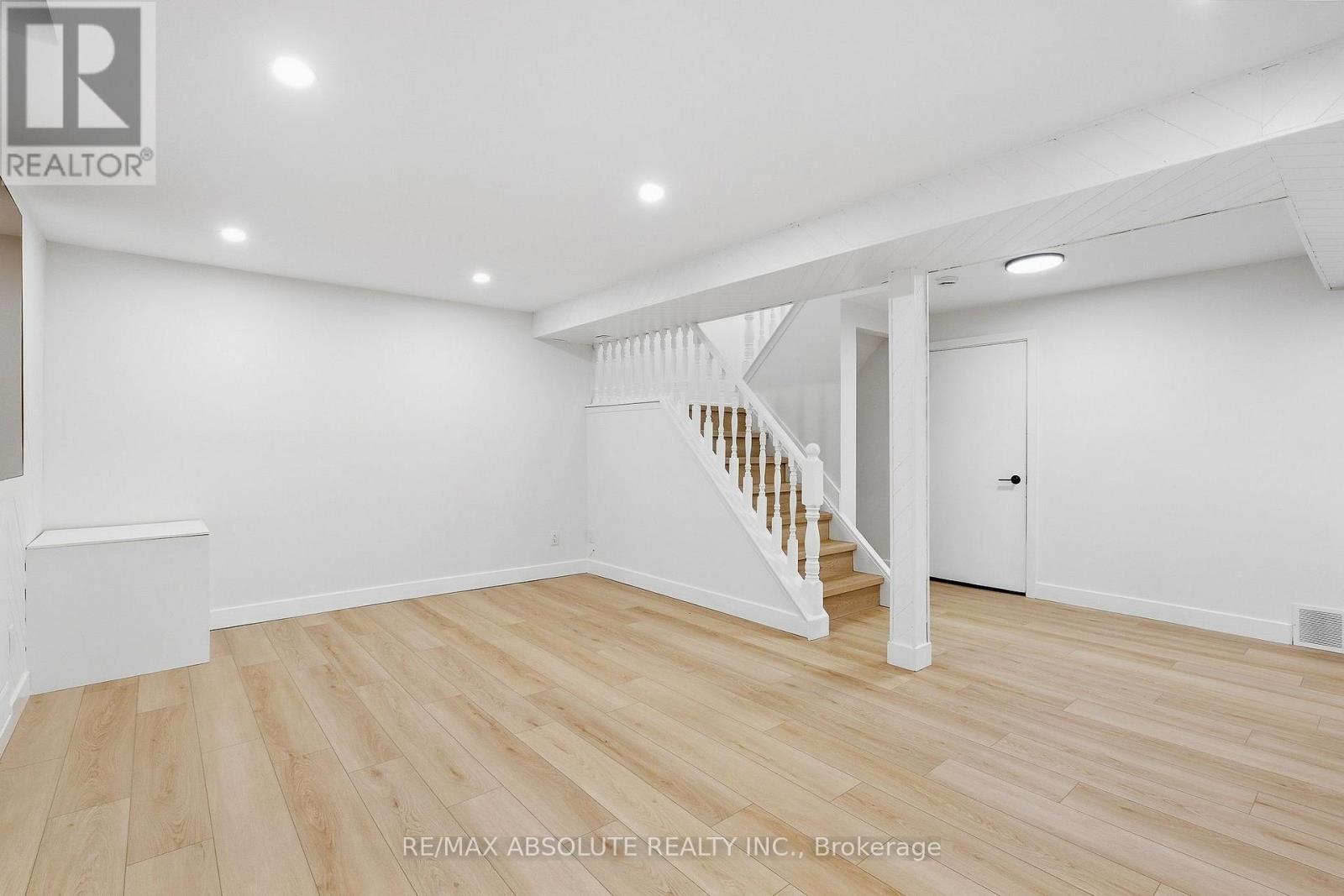 286 Mockingbird Drive, Ottawa, Ontario K1E 2A5 - Photo 25 - X13842380