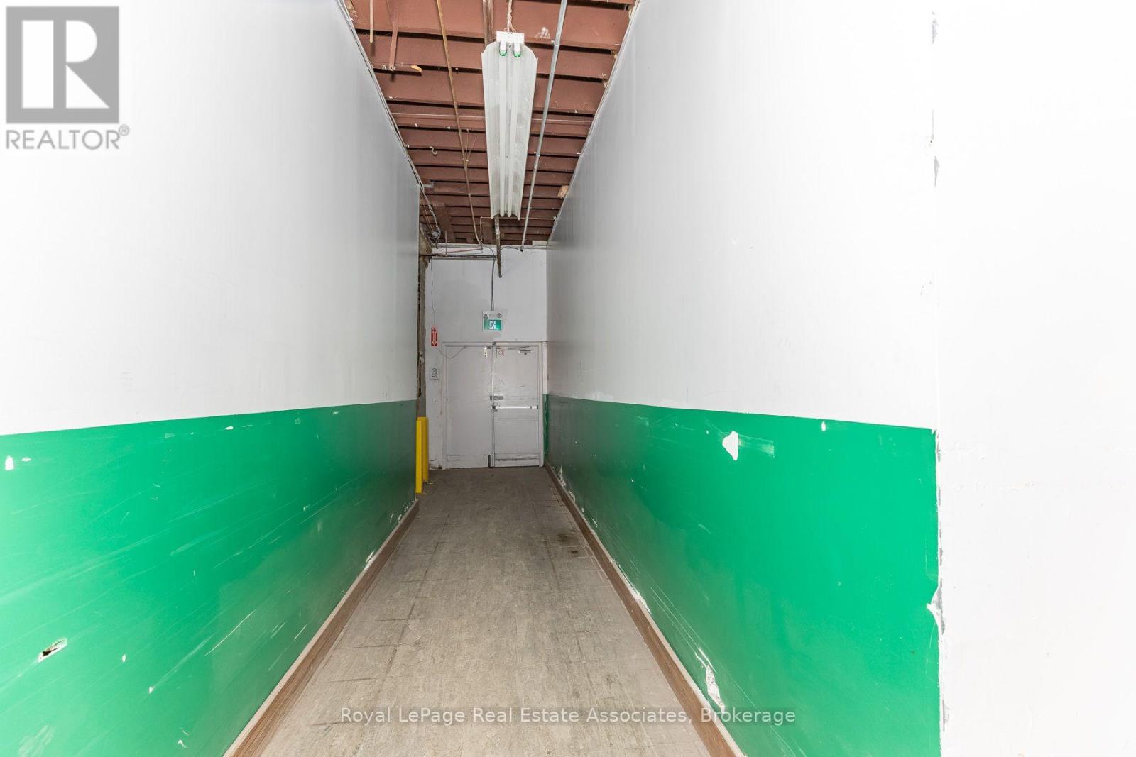 Abu - 381 Richmond Street E, Toronto, Ontario  M5A 1P6 - Photo 25 - C13812358