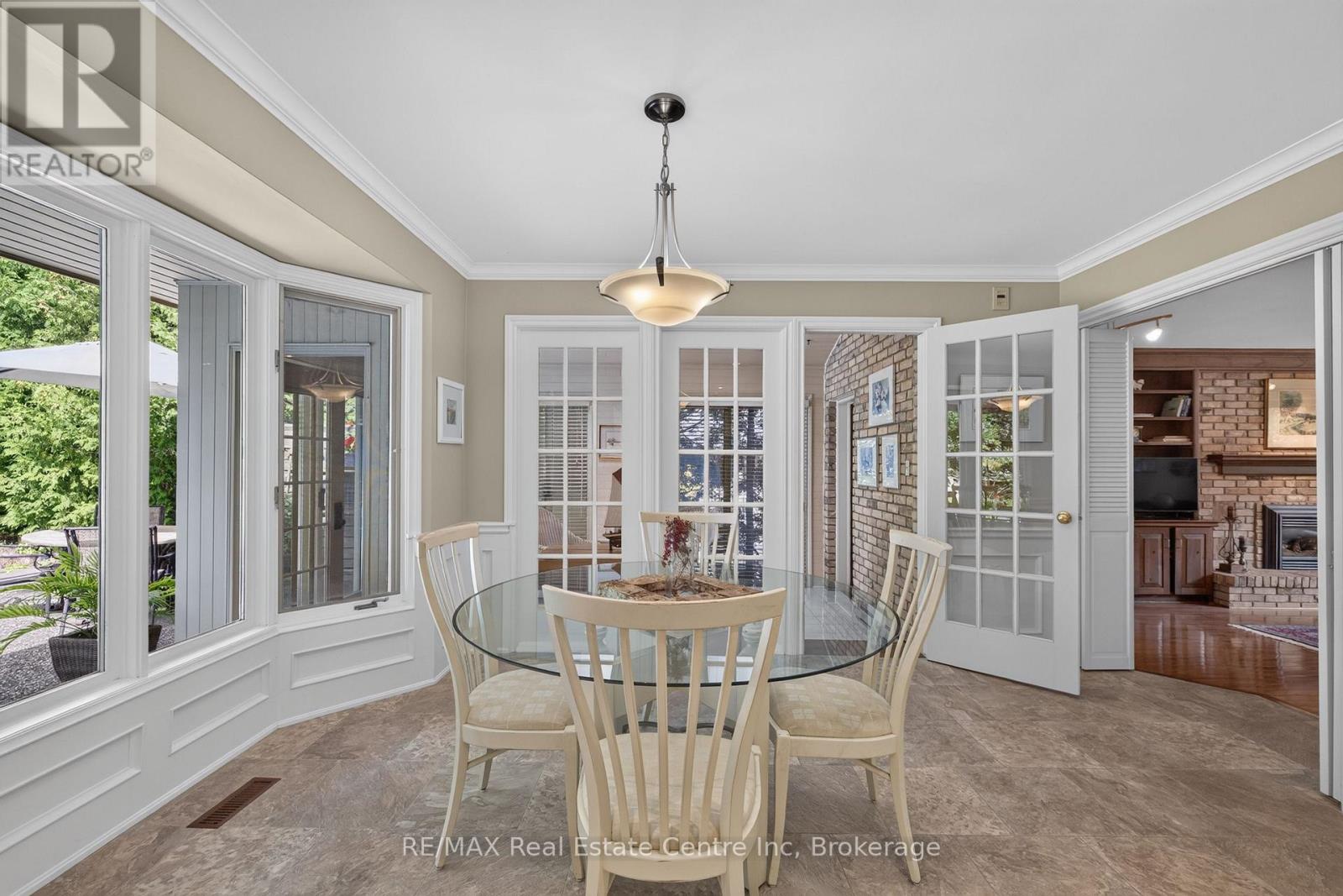 179 Oaklands Park Court, Burlington, Ontario  L7T 4G9 - Photo 13 - W13842358