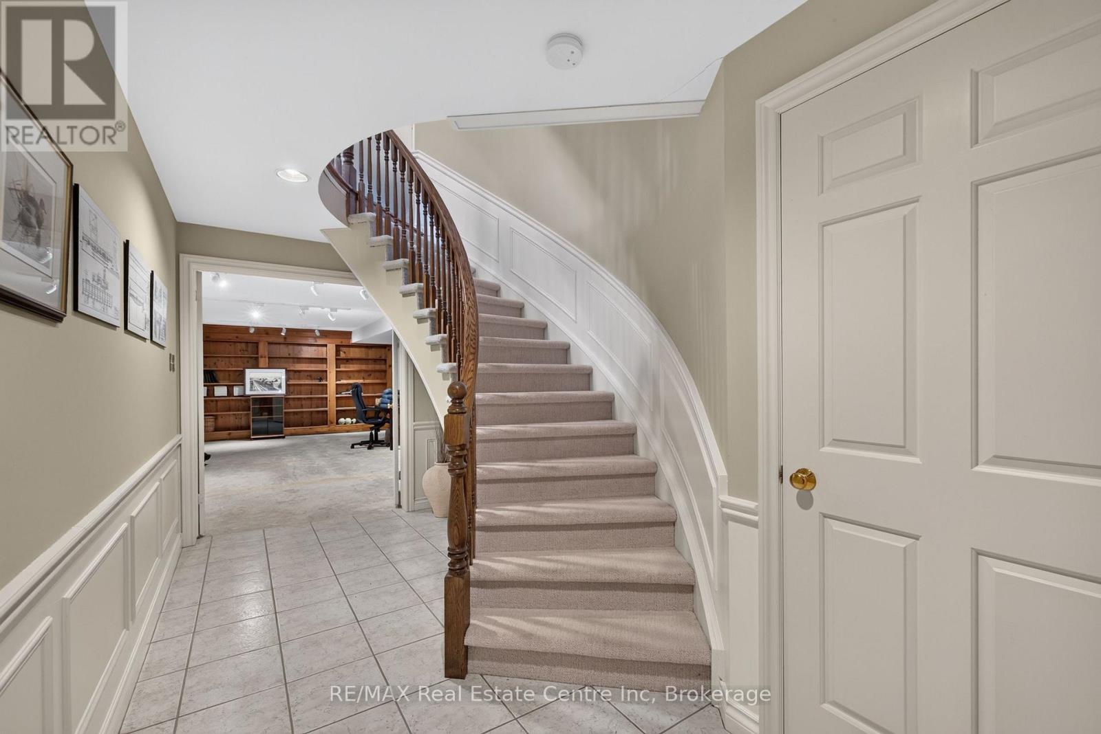 179 Oaklands Park Court, Burlington, Ontario  L7T 4G9 - Photo 34 - W13842358