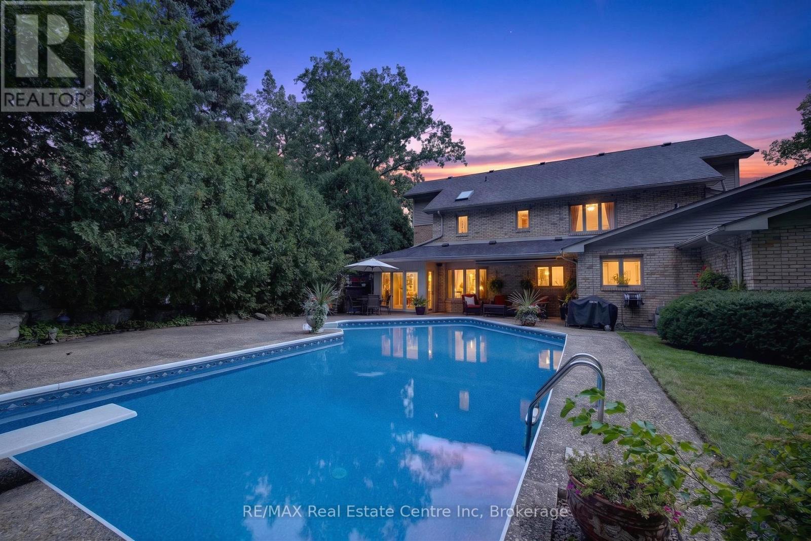 179 Oaklands Park Court, Burlington, Ontario  L7T 4G9 - Photo 36 - W13842358