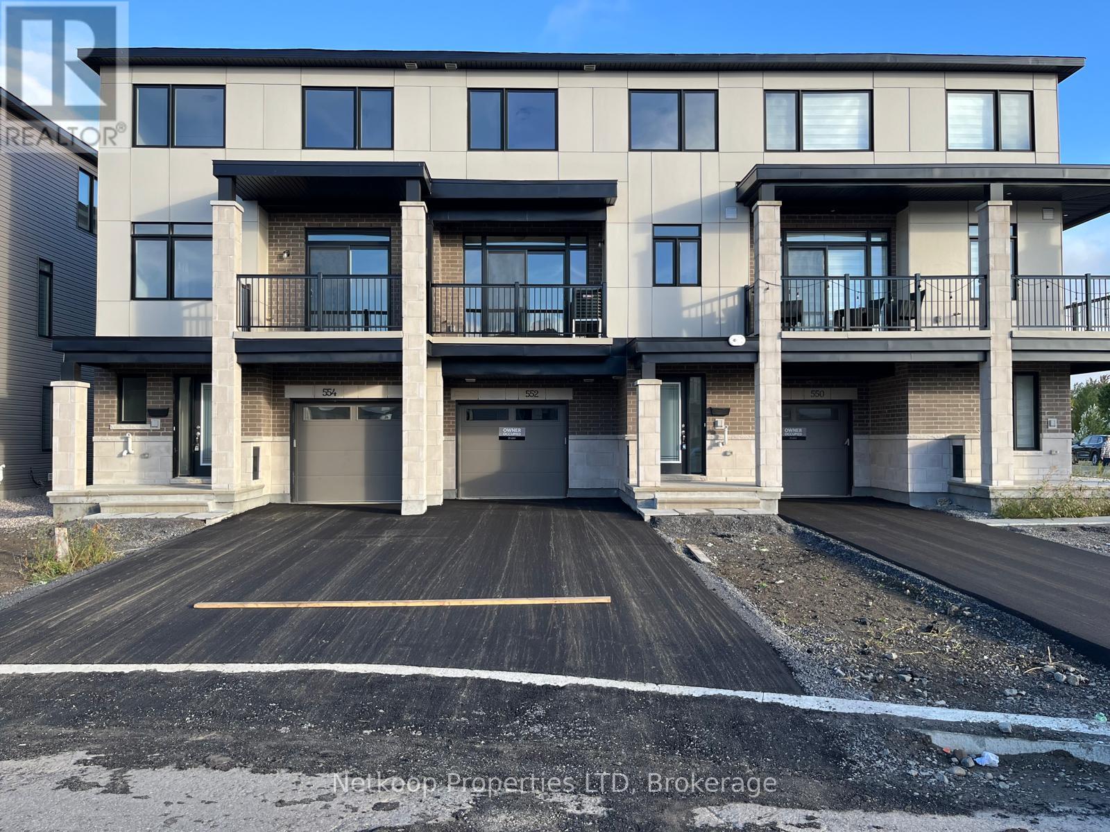 552 TAHOE HEIGHTS, Ottawa, Ontario