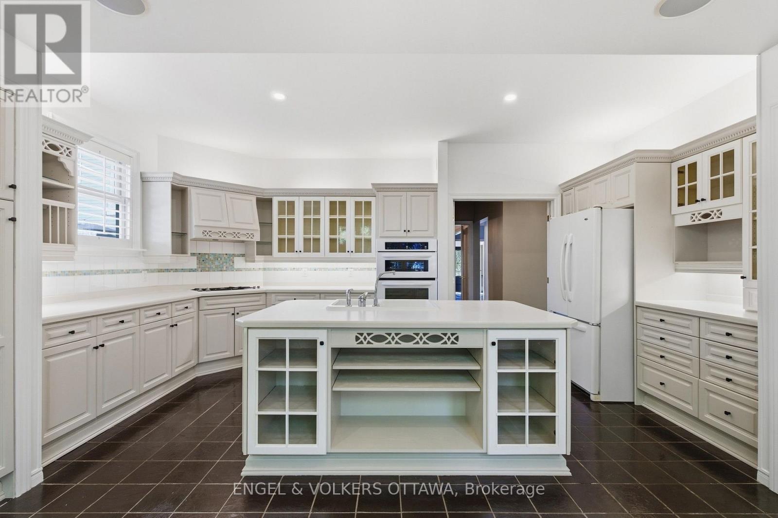 435 Westminster Avenue, Ottawa, Ontario  K2A 2T7 - Photo 10 - X13838506