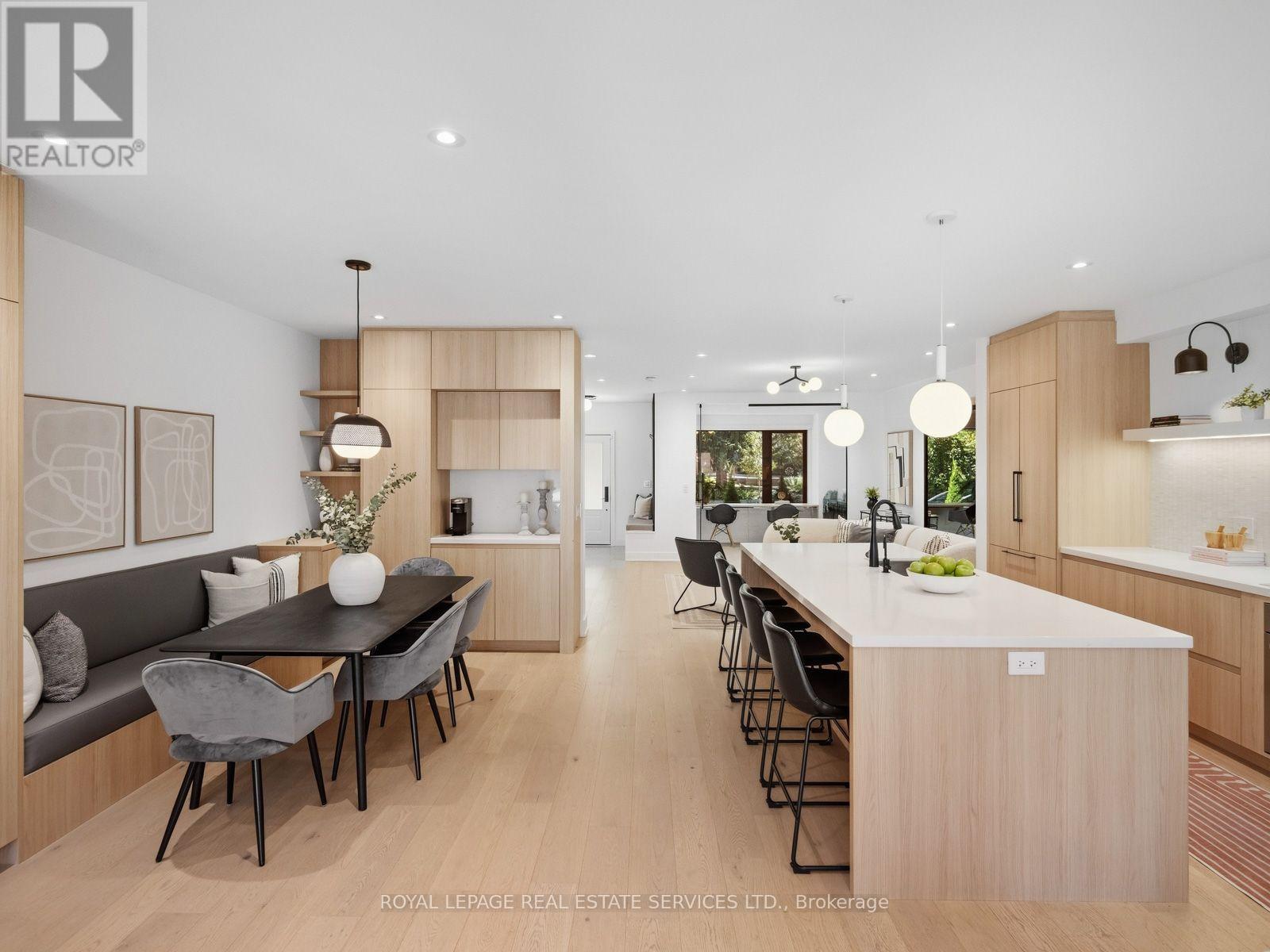 374 Spadina Road, Toronto, Ontario  M5P 2V8 - Photo 12 - C13842376