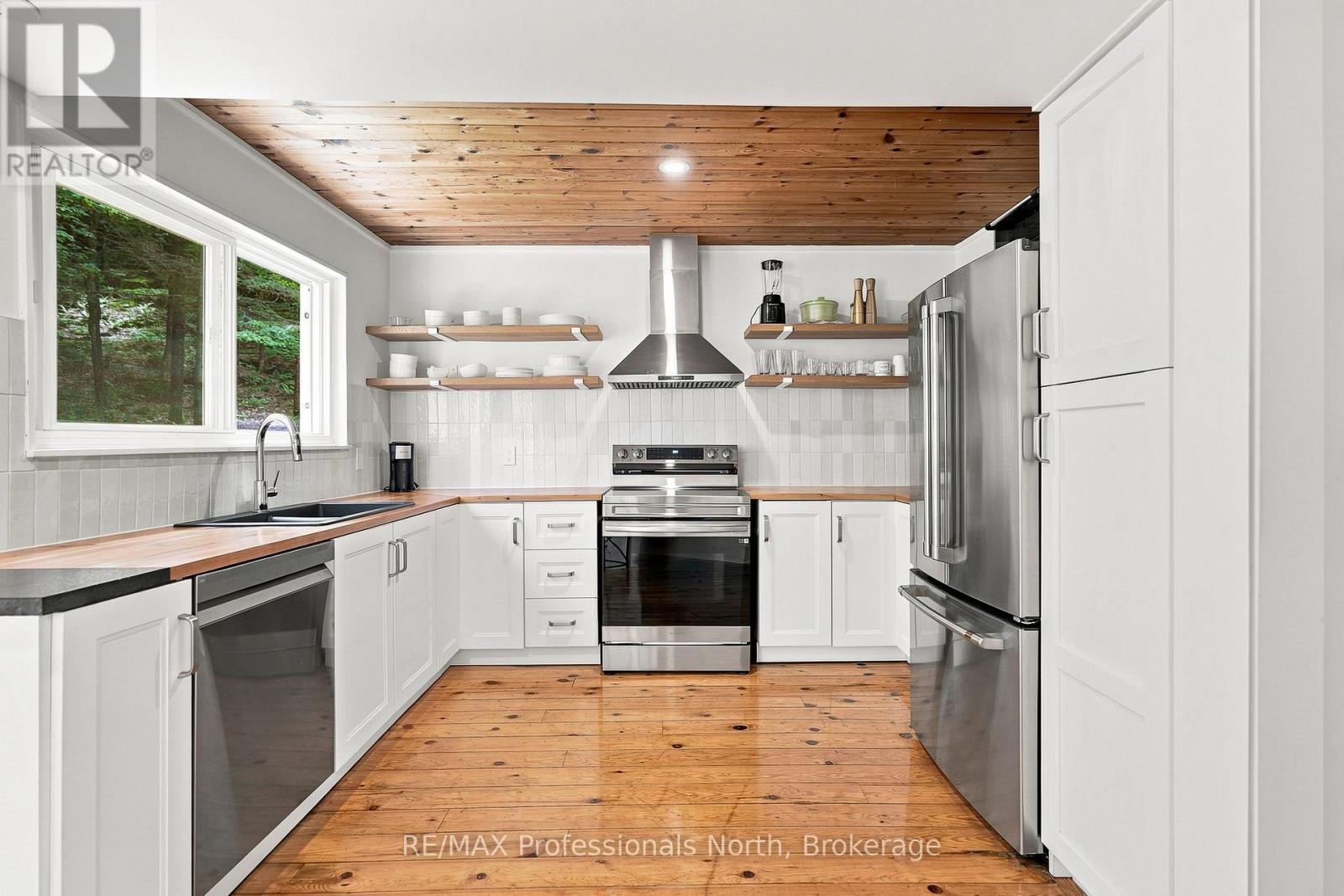 869 North Mary Lake Road, Huntsville, Ontario  P1H 1S4 - Photo 28 - X13519536