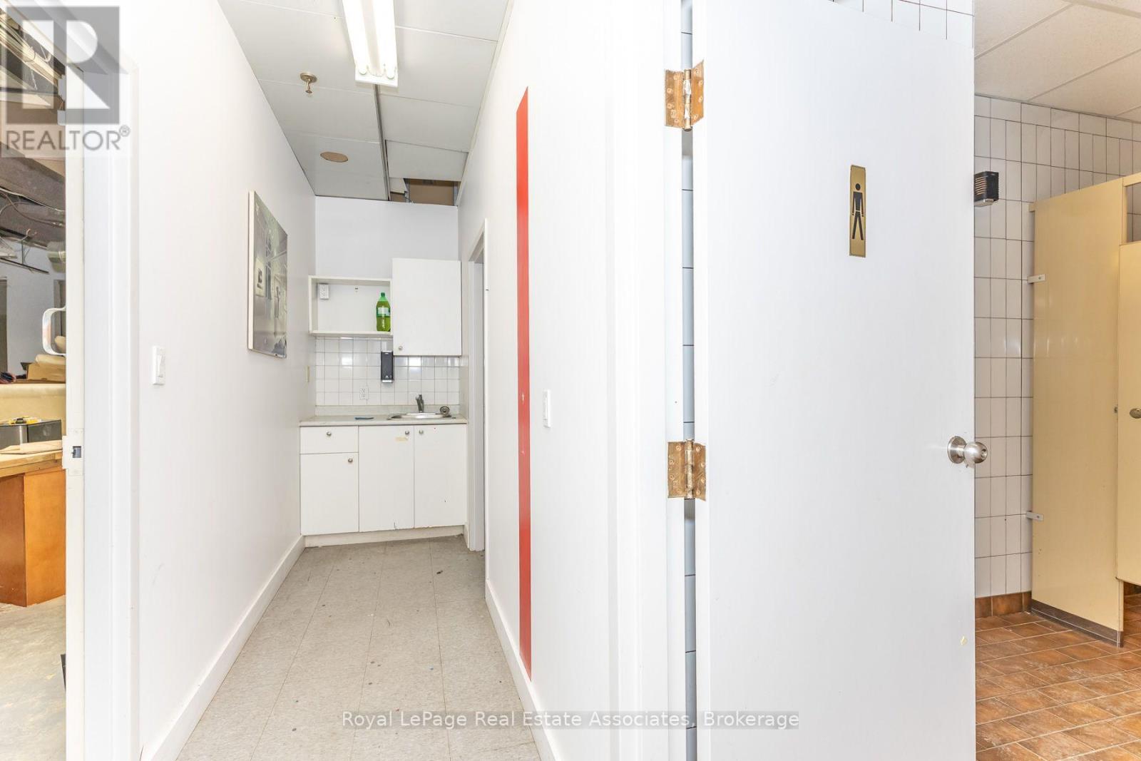 A B C - 381 Richmond Street E, Toronto, Ontario  M5A 1P6 - Photo 17 - C13812426