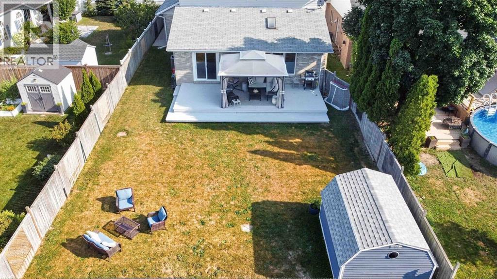 383 PAGET STREET St Clair Ontario Canada N0N1G0 2