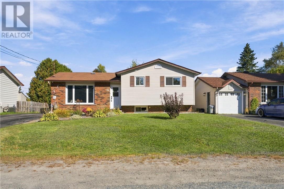 34 St Isidore, Hanmer, Ontario  P3P 1K4 - Photo 2 - 2130645
