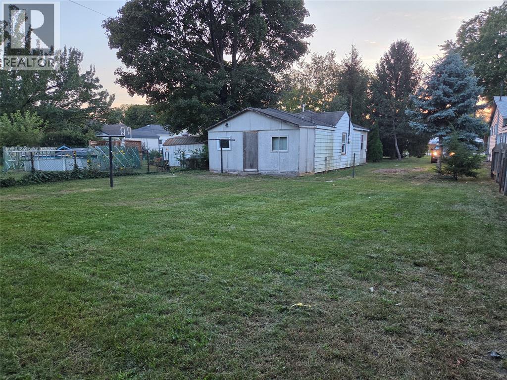 700 Copland Road, Sarnia, Ontario  N7T 7B4 - Photo 4 - 26023968