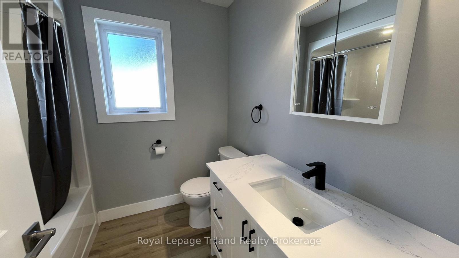 1 - 695 Hayball Street, Woodstock, Ontario  N4S 4Z5 - Photo 4 - X13842460
