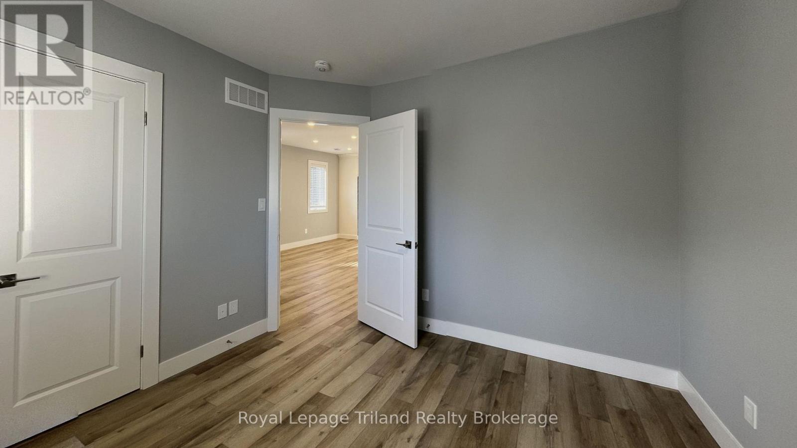 1 - 695 Hayball Street, Woodstock, Ontario  N4S 4Z5 - Photo 5 - X13842460