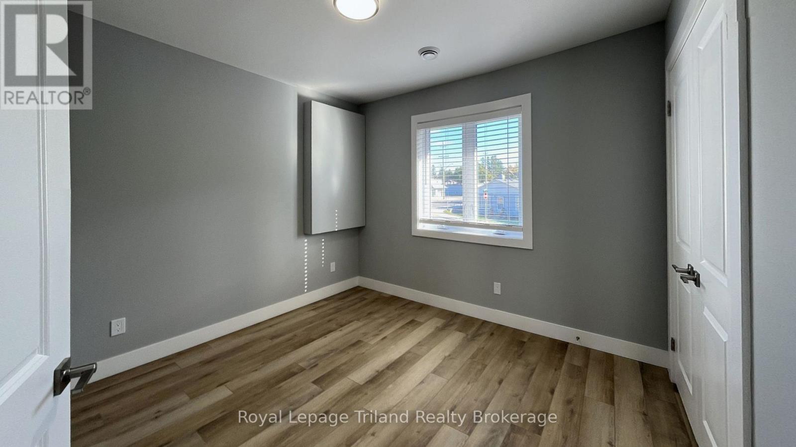 1 - 695 Hayball Street, Woodstock, Ontario  N4S 4Z5 - Photo 6 - X13842460