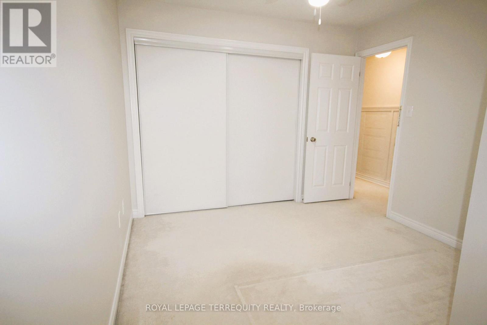 Upper - 19 De Jong Street, Toronto, Ontario  M1P 0C1 - Photo 28 - E13841614