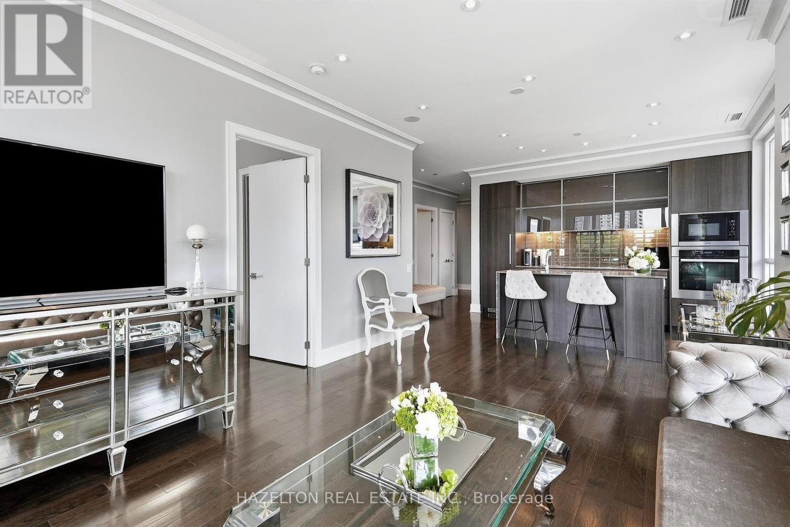 206 - 170 Avenue Road, Toronto (Annex), Ontario  M5R 0A4 - Photo 14 - C13842474