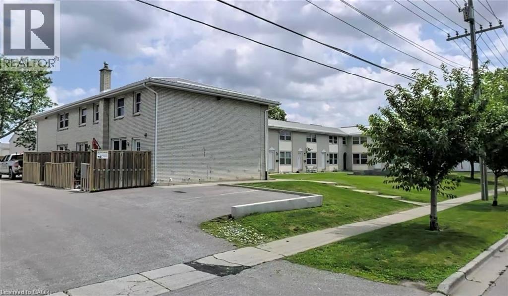 730 N Indian Road N, Sarnia, Ontario  N7T 7H1 - Photo 3 - 40867346